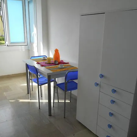 Peony B Apartamento *